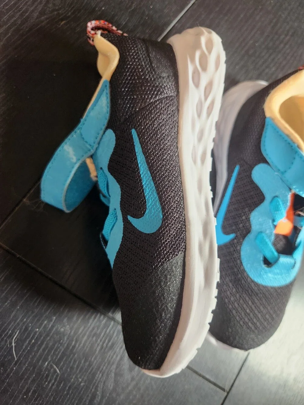 Toodler Boys NIKE SNEAKER SIZE 9